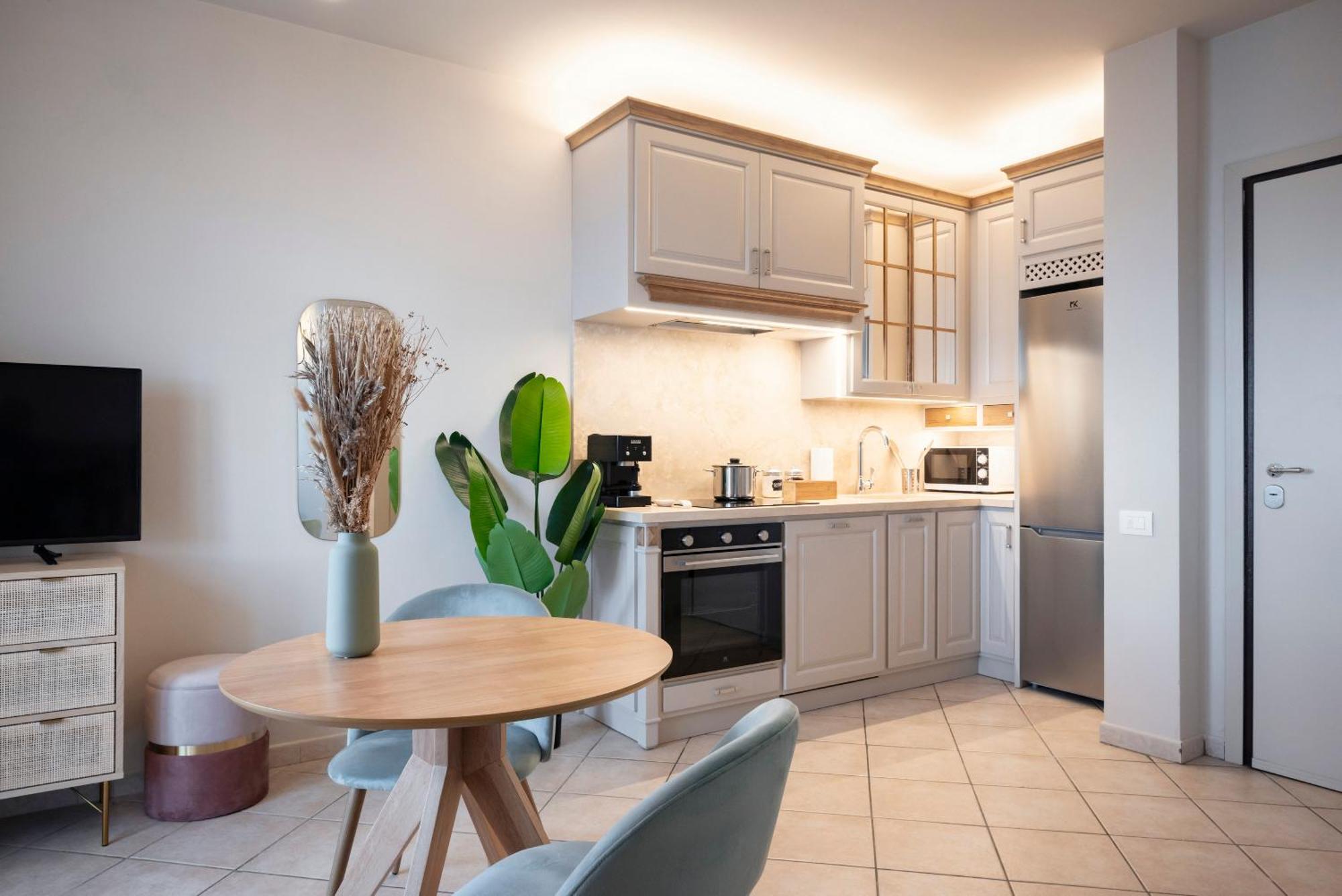 Zefiro Apartments Σαν Βιντσέντσο Εξωτερικό φωτογραφία