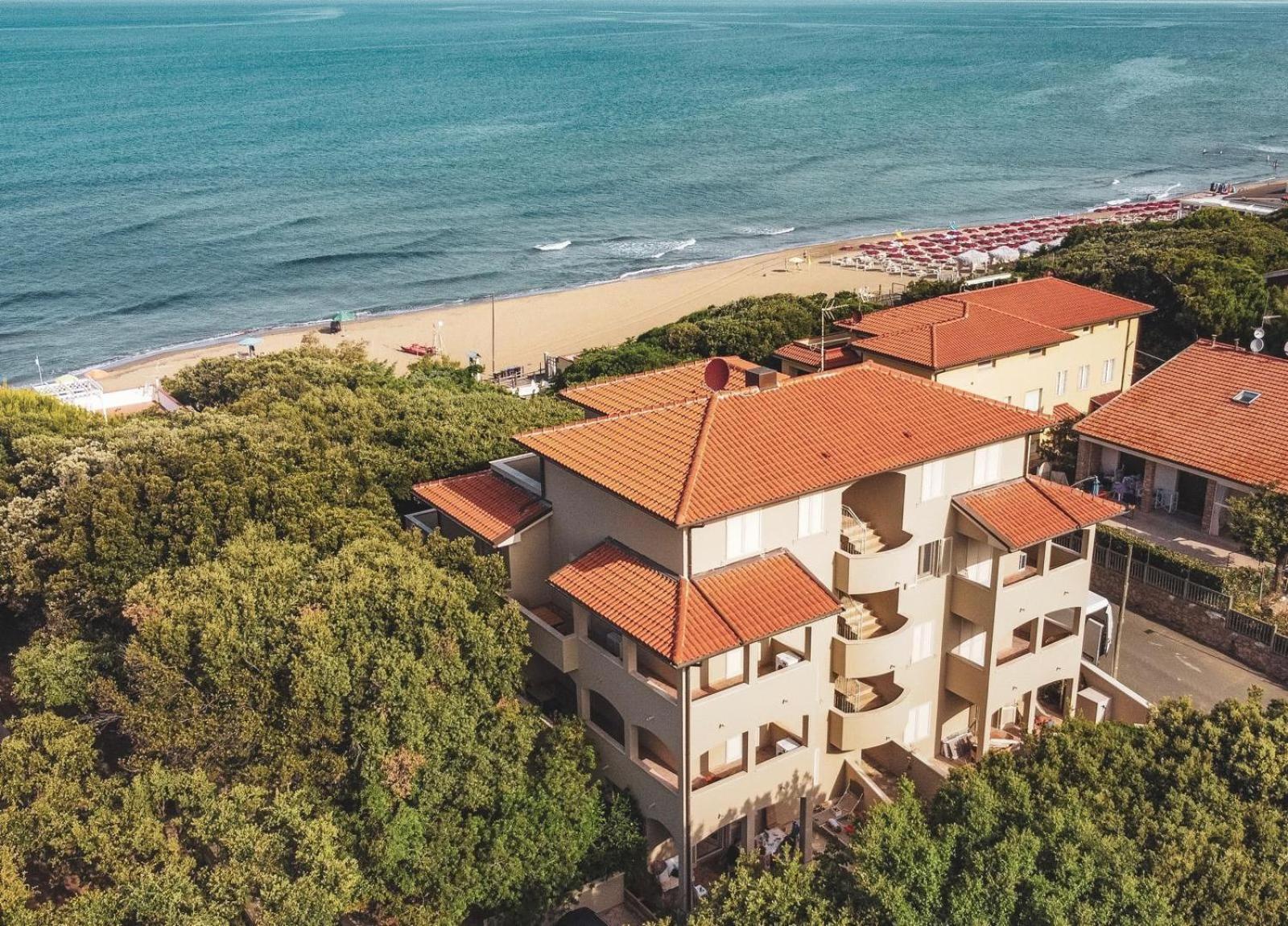 Zefiro Apartments Σαν Βιντσέντσο Εξωτερικό φωτογραφία